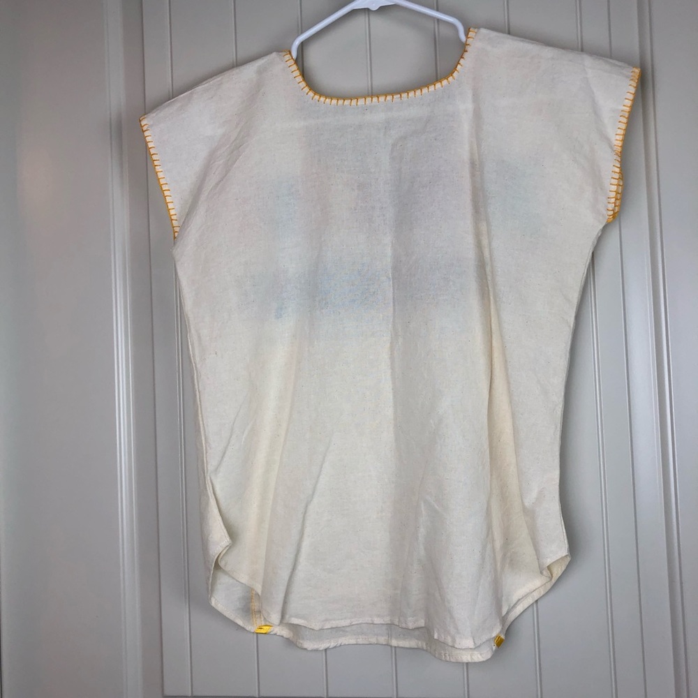 Vintage Mexican embroidered blouse - Picture 4 of 4